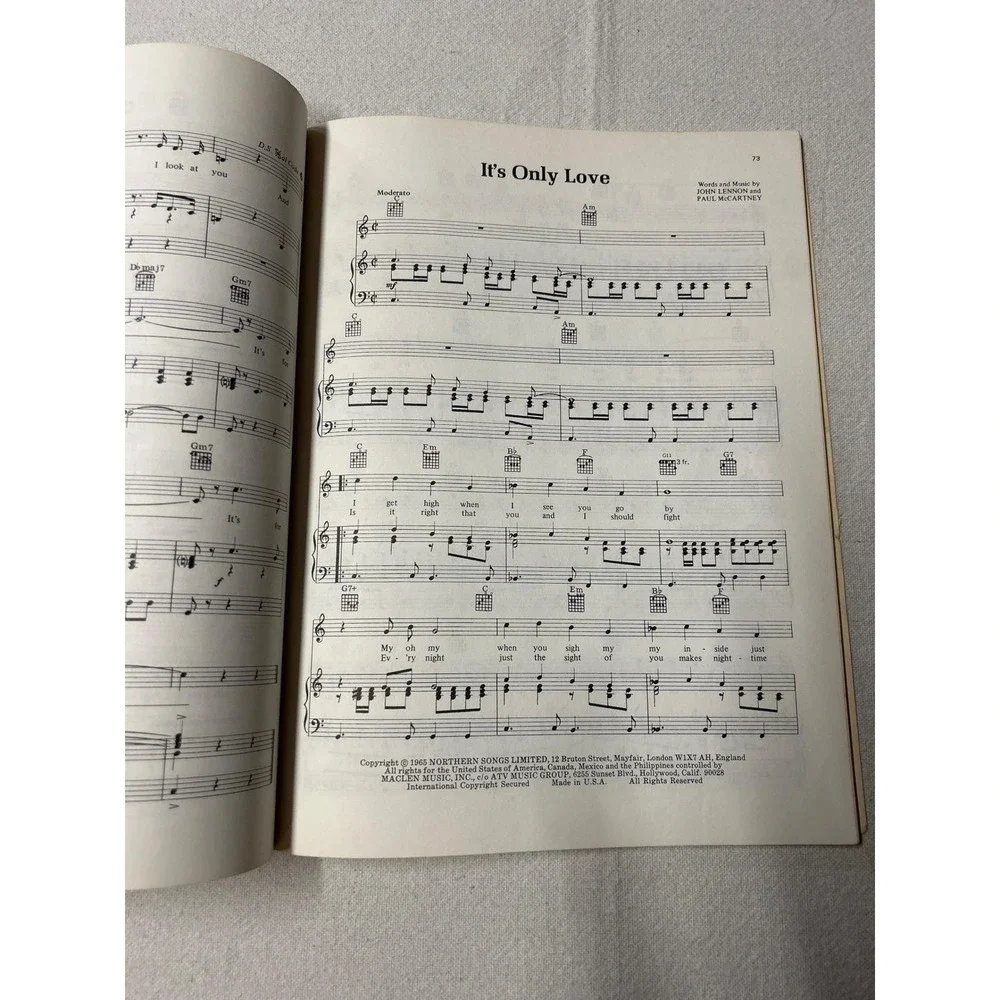 The Beatles The Story of the Beatles Beatlemania 1963‎ 1966 Songbook, Two Books